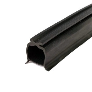 Uszczelka Dolna do  Bramy Segmentowej Garażowej Dwuwargowa