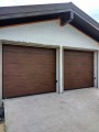 Brama garażowa segmentowa Orzech panel gładki PC40 lakierowany.jpg